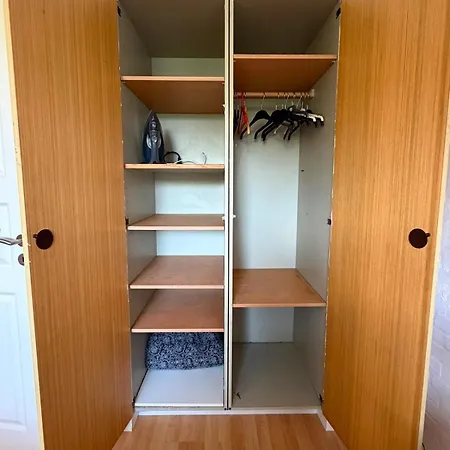 Charming 3-bedroom Family House Near Blokhus דירה